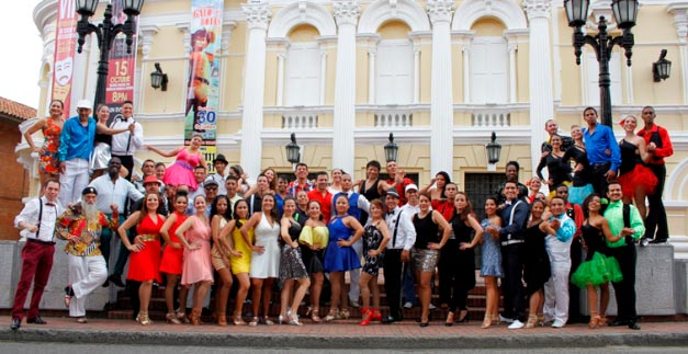 Seleccionados bailadores nacionales y extranjeros para el Salsdromo 2016