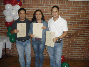 El Grupo IDESC recibió el reconocimiento como Mejor equipo de trabajo, vigencia 2010, en la Administración Municipal de Santiago de Cali