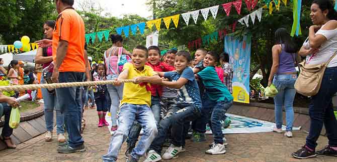 Con juegos en familia y mucha convivencia se celebr el Da del Nio