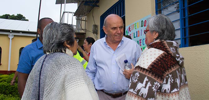 El alcalde visita Felidia