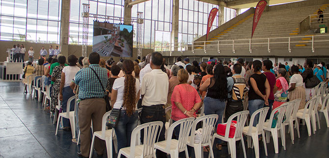 Alcalda lanza campaa para que ms caleos hagan realidad su sueo de tener casa