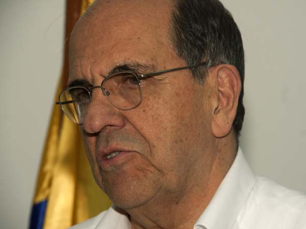 Alcalde Guerrero planea recursos para la actualizaci�n catastral de Cali