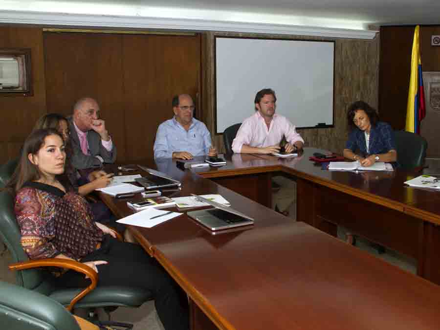 El Banco Mundial apoyar� estudio para impulsar el �Corredor Verde� en la ciudad; el BID tambi�n respalda otros proyectos