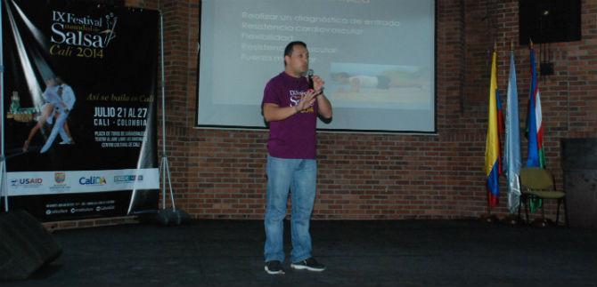 Reconocido coregrafo da claves, en el Mundial de Salsa, para evitar lesiones