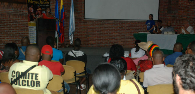 Progrmese con el Petronio lvarez, la mayor expresin del folclor del pacfico en Cali.