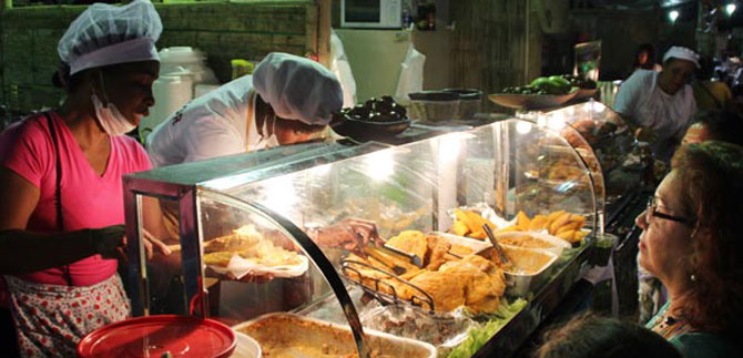 Olores, sabores, colores y texturas del pacfico en la a Ciudadela Petronio lvarez