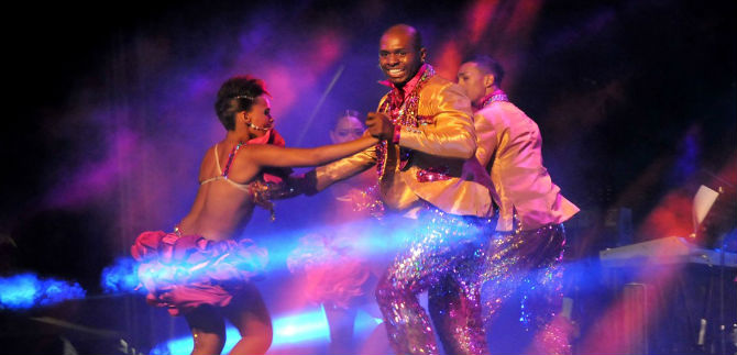 Cultura salsera tuvo su gala de reconocimientos; noche de los grandes