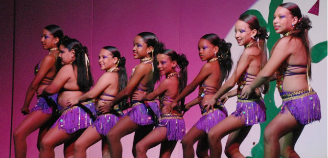 Este sbado 21 de marzo, en el Coliseo del Pueblo, Salsa Ladies y salsa Ladies Teen