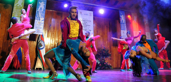 Ms plazos y recursos para infraestructura de artes escnicas