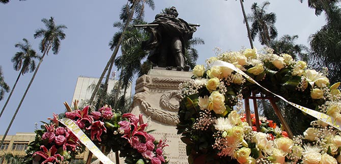 En la plaza de Cayzedo se rindi homenaje a prcer de la Independencia de Cali