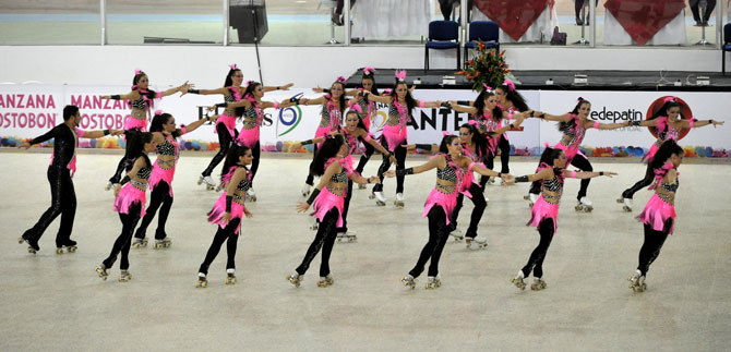 Extranjeros elogian infraestructura deportiva de Cali y nivel del Mundial de Patinaje