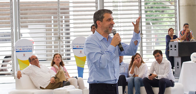 Vicepresidente de Microsoft visita este viernes a Tit@ Educacin Digital Para Todos