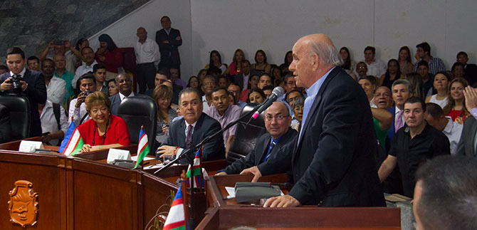 Alcalde Armitage insta a concejales a trabajar unidos por el desarrollo social