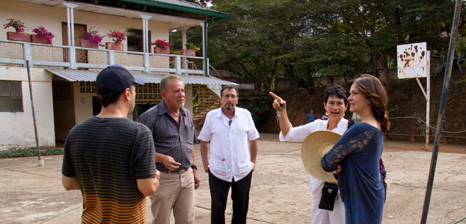 Seis meses permanecern estudiantes de primaria de Pichind en su sede