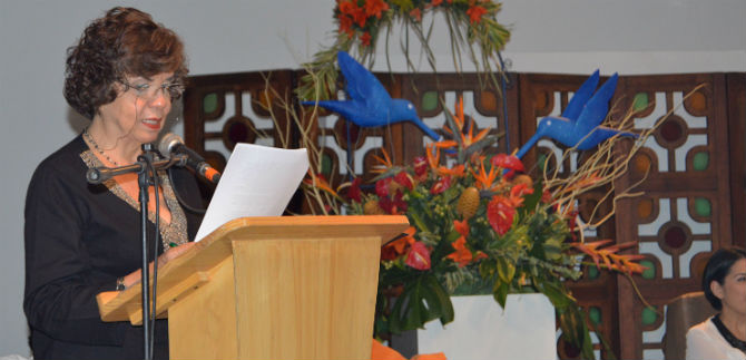 Se presenta obra que aborda a la mujer desde diferentes esferas