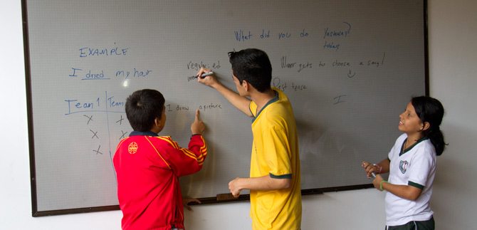 Institucin Educativa Oficial de Cali es primera en alcanzar Nivel B1 en ingls