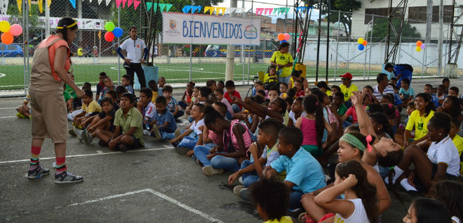 Recreacin en el Mes del Nio, sigue llegando a las comunas de Cali