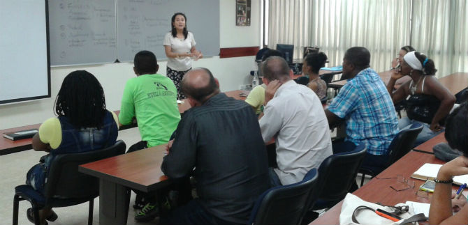 Articulan oferta social para recicladores de la comuna 21