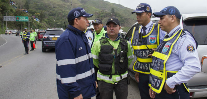 Trnsito har presencia en toda la ciudad este fin de semana festivo