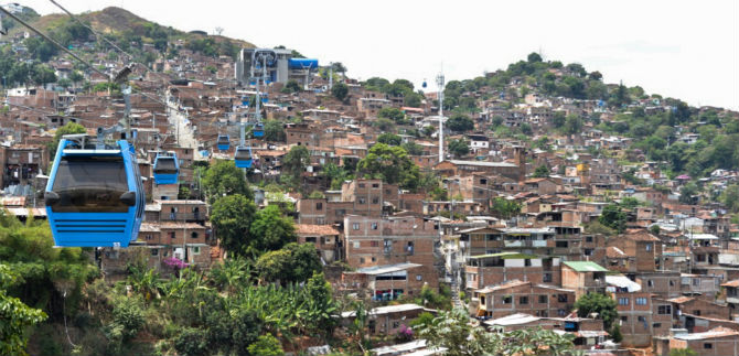 El cable que transporta educacin