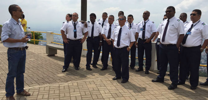 Operadores del MIO se forman en movilidad para la convivencia