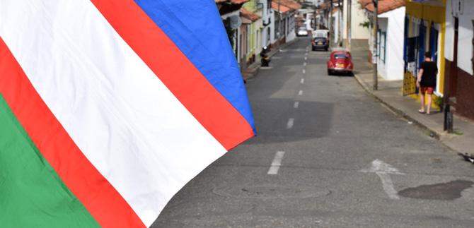 Icemos la bandera de Cali este 25 de julio: Maurice Armitage