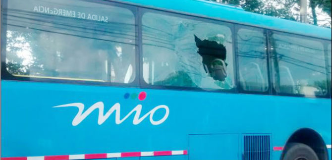 Ciudadanos podr�n ser multados por da�os al MIO