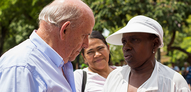 Caleos respaldan con un 57% la gestin del Alcalde Armitage