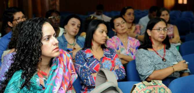 Desde la perspectiva de g�nero, el Comce le apuesta a la construcci�n de paz en la escuela