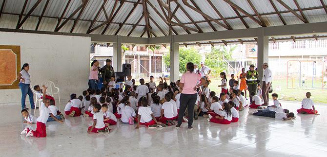 Los nios de Cali le apuestan a la Paz