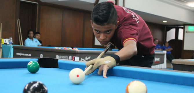 Dos oros en  billar para Luis Carlos L�pez en los Juegos Municipales