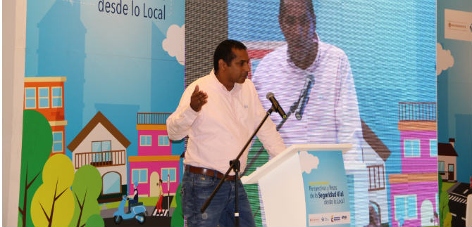 Tr�nsito hace presencia en foros regionales