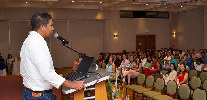 Enfermeras de Cali unen esfuerzos en su simposio anual