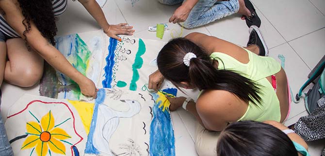 190 madres, padres y cuidadores  se grad�an de Yo no par� para la muerte