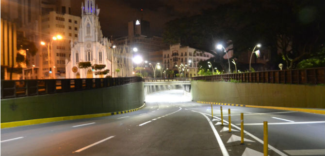 Entre las 10:00 p.m. y las 5:00 a.m. se cierra t�nel de la Avenida Colombia