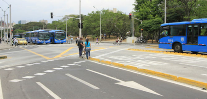 En servicio nueva ruta P30B del MIO; conecta a Floralia y 5 Norte con CAM y calle 8