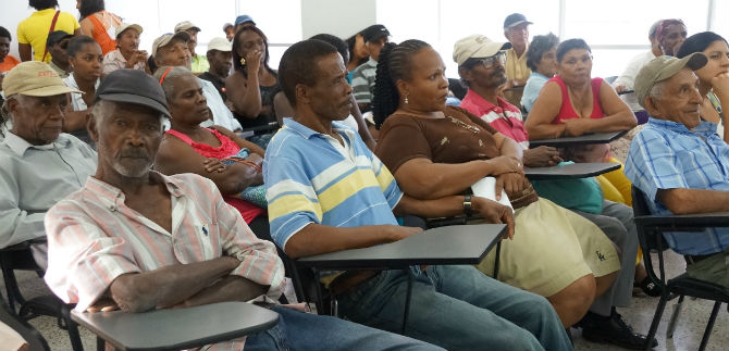 300 Adultos mayores disfrutarn de una maana cargada de mucho cine