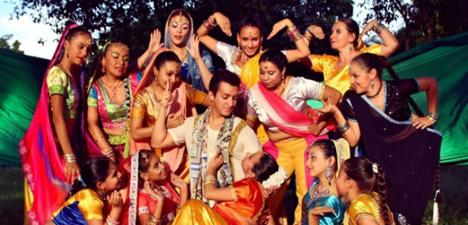 Danza, Sueos y Colores en el Teatro Salamandra