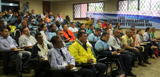 400 agentes y funcionarios se actualizaron en el Cdigo de Trnsito