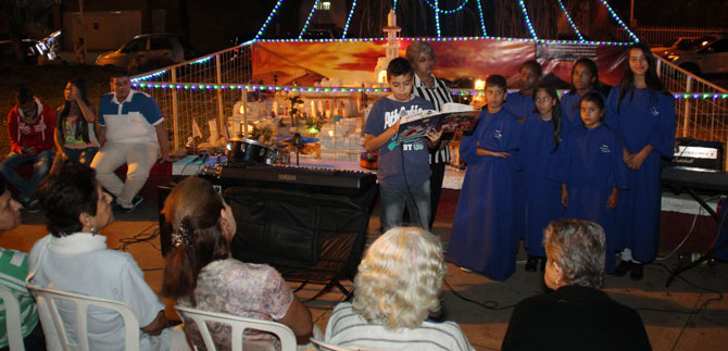 Rplica de Jerusaln anima la Navidad que se celebra en el Parque del Perro