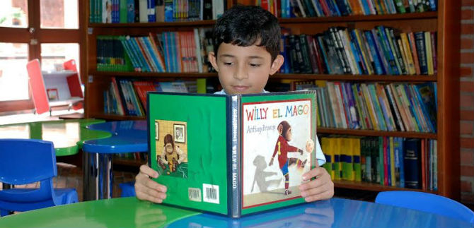 Habitantes de la comuna 18 estrenarn Centro Cultural