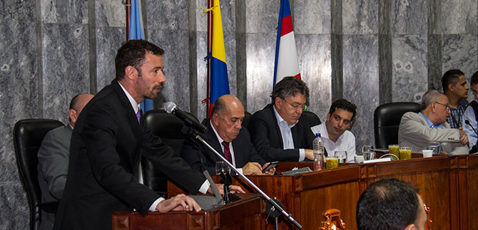 Valle reclama proyectos dentro del Plan de Desarrollo