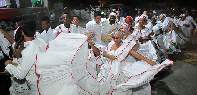 El Pacfico se encuentra con la Universidad