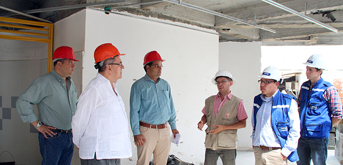 Alcalde verific avance de obras en Centro de Desarrollo Infantil de Potrero Grande