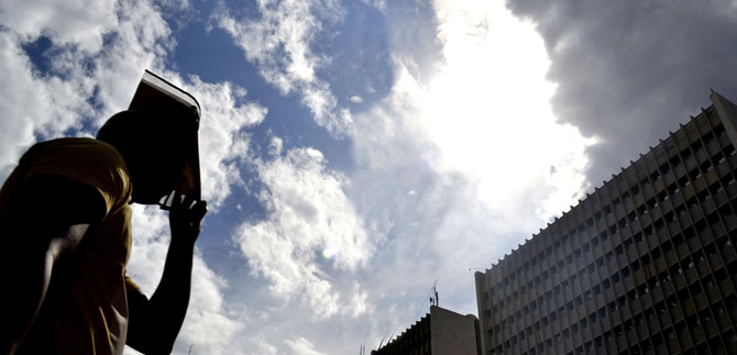 Minambiente muestra medidas ante Fenmeno del Nio; alcalde acompaa rueda de prensa