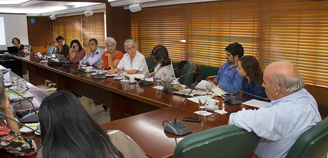 Gobierno caleo priorizar atencin de situaciones que afectan a las mujeres