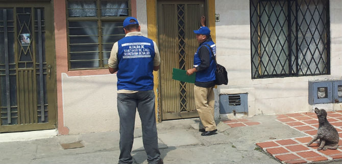 Jornada de prevencin contra criaderos de Aedes aegypti en la comuna 6