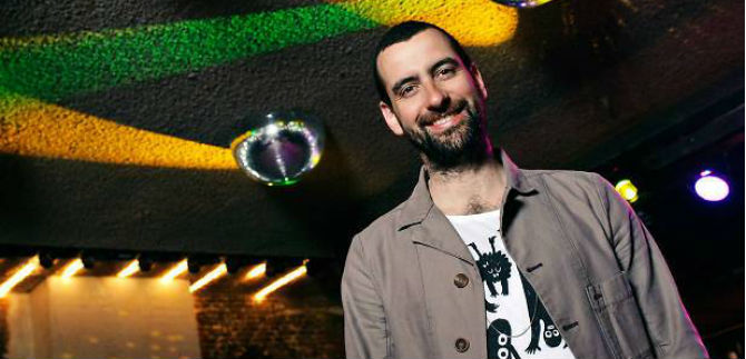 Alcalde nocturno de Amsterdam estar en Cali