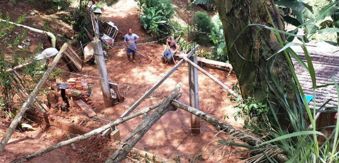 Llamado de atenci�n para quienes realizan construcciones irregulares en ladera