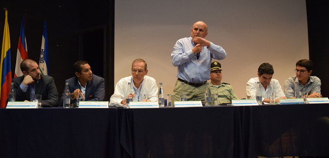 Municipio aportar�a 100 nuevos buses a la flota del Mio